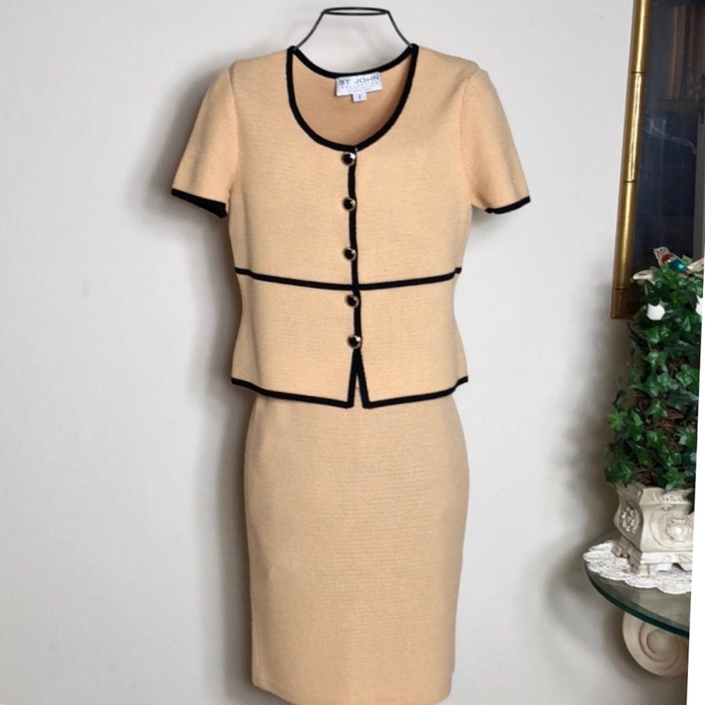 🎉HP🎉St. John classic knit skirt & jacket set